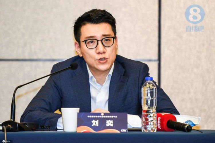 国产美女精品久久久久中文