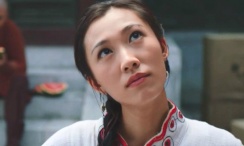 脱岳裙子从后面挺进去小说