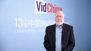 姬小满拿黄瓜c自己